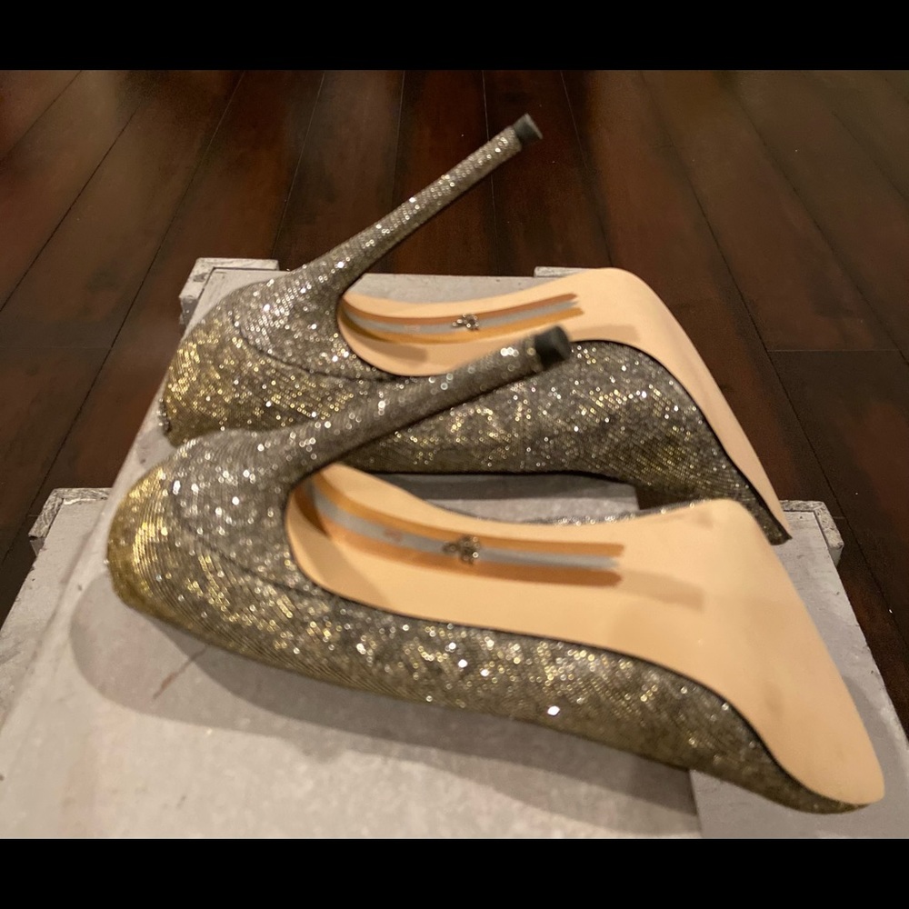 Sam Eldeman Sparkling Silver Stilettos - Picture 4 of 10